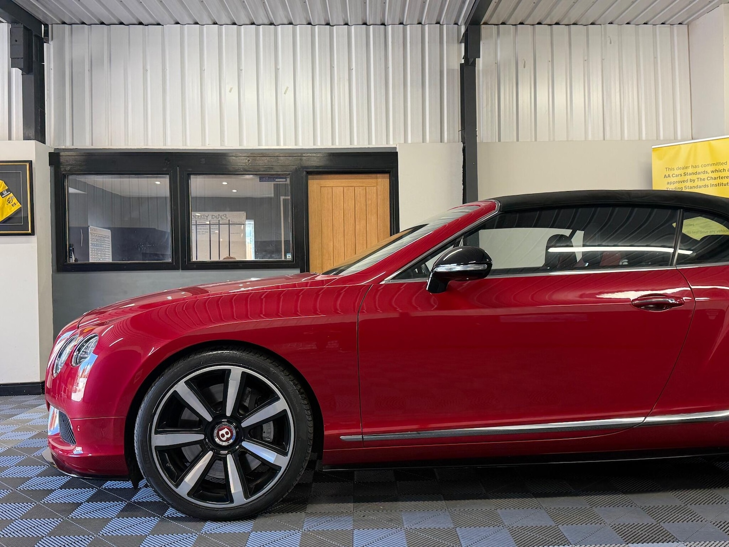 Used Bentley Continental 2014 for sale - 76349601: Photo 35