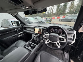 Used Land Rover Defender 110 2023 for sale - 77671071: Photo