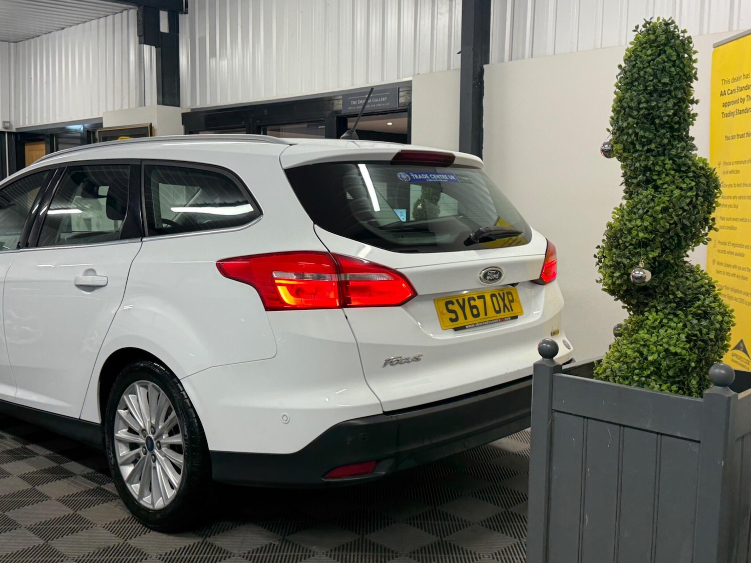 Used Ford Focus 2017 for sale - 76936376: Photo 10