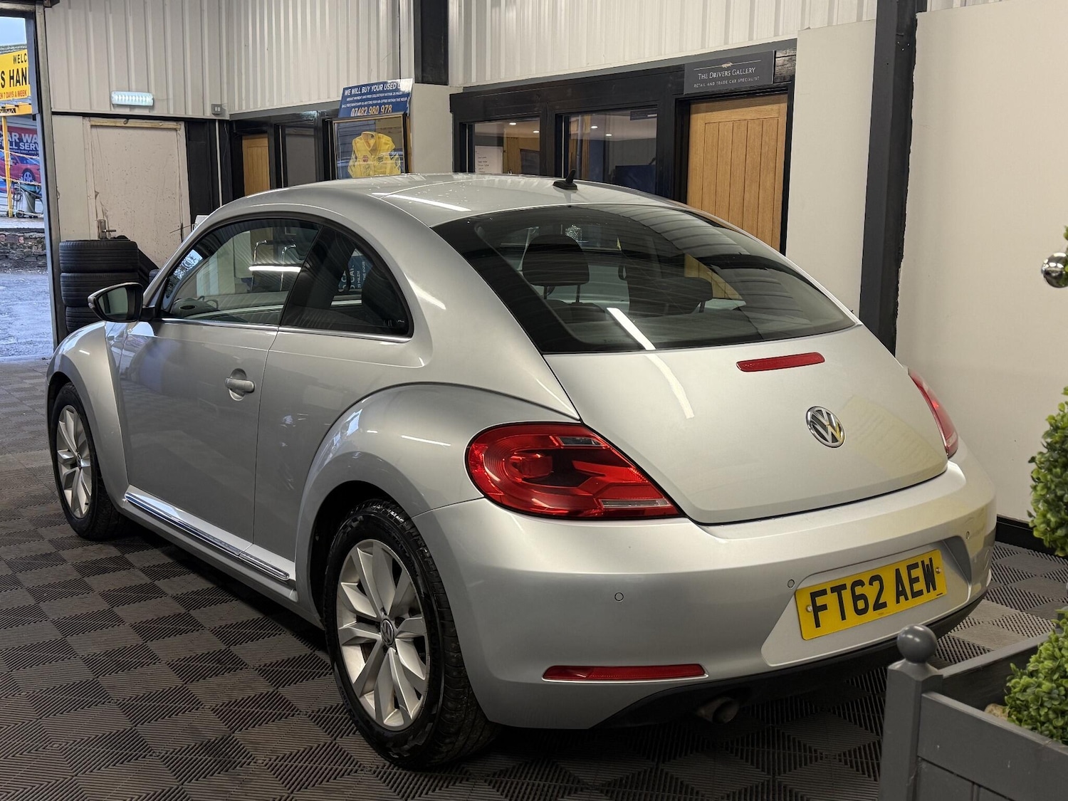 Used Volkswagen Beetle 2012 for sale - 76765895: Photo 3