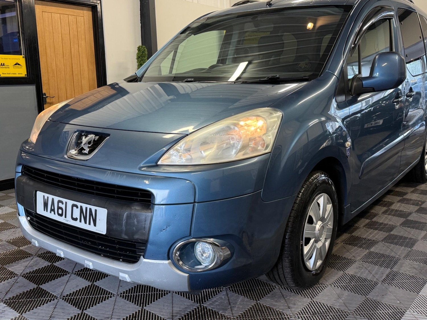 Used Peugeot Partner Tepee 2011 for sale - 77215835: Photo 4