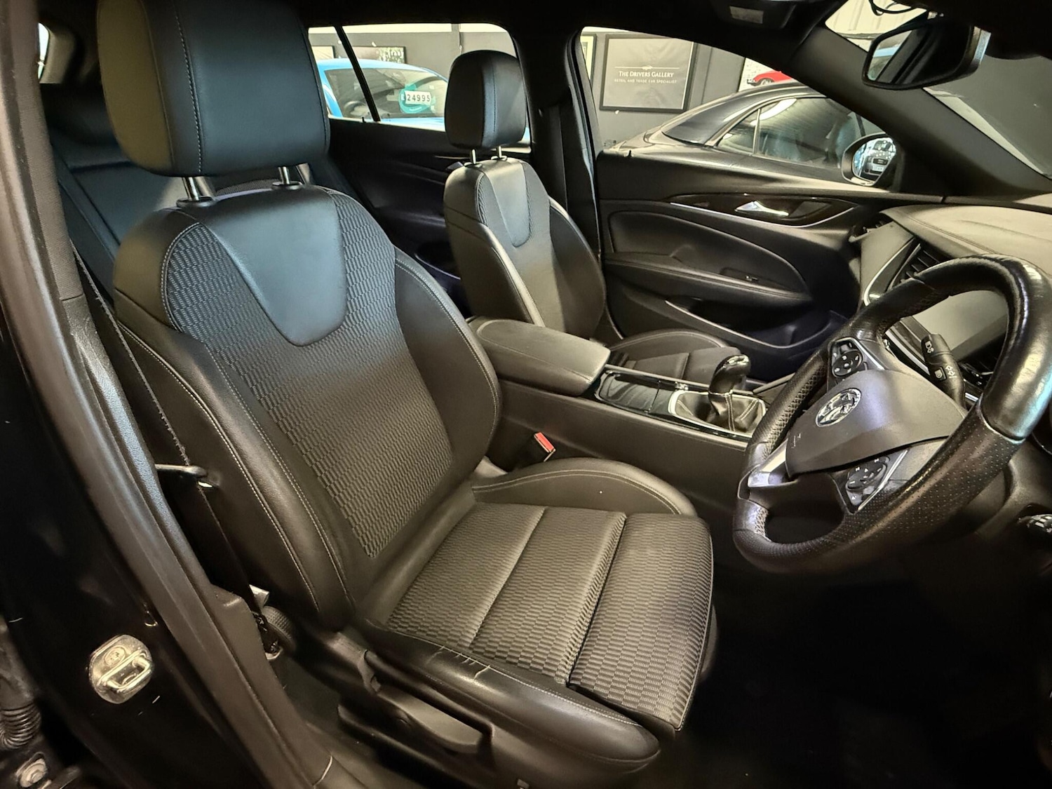 Used Vauxhall Insignia 2019 for sale - 76886895: Photo 10