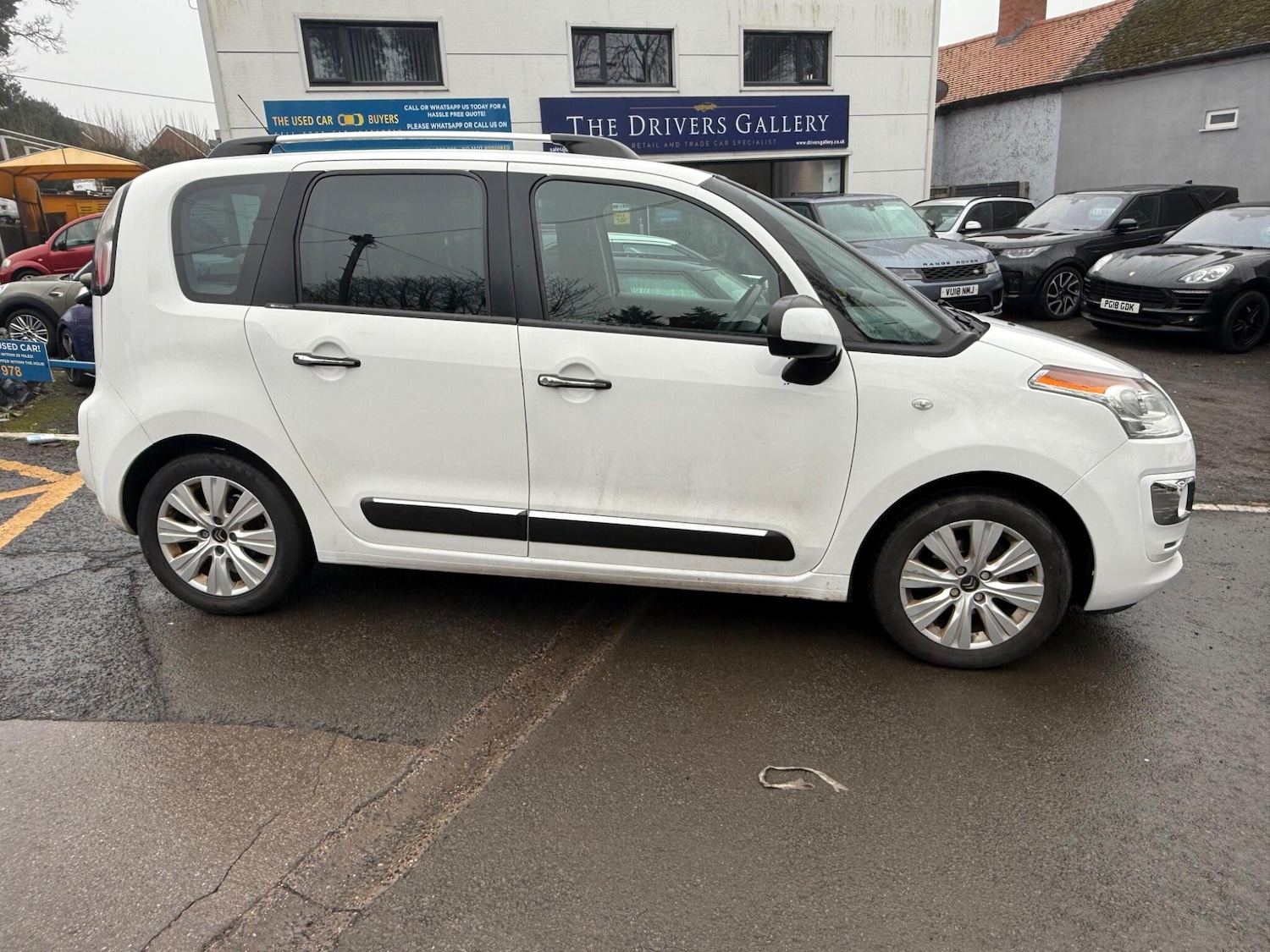 Used Citroen C3 Picasso 2015 for sale - 77144385: Photo 2