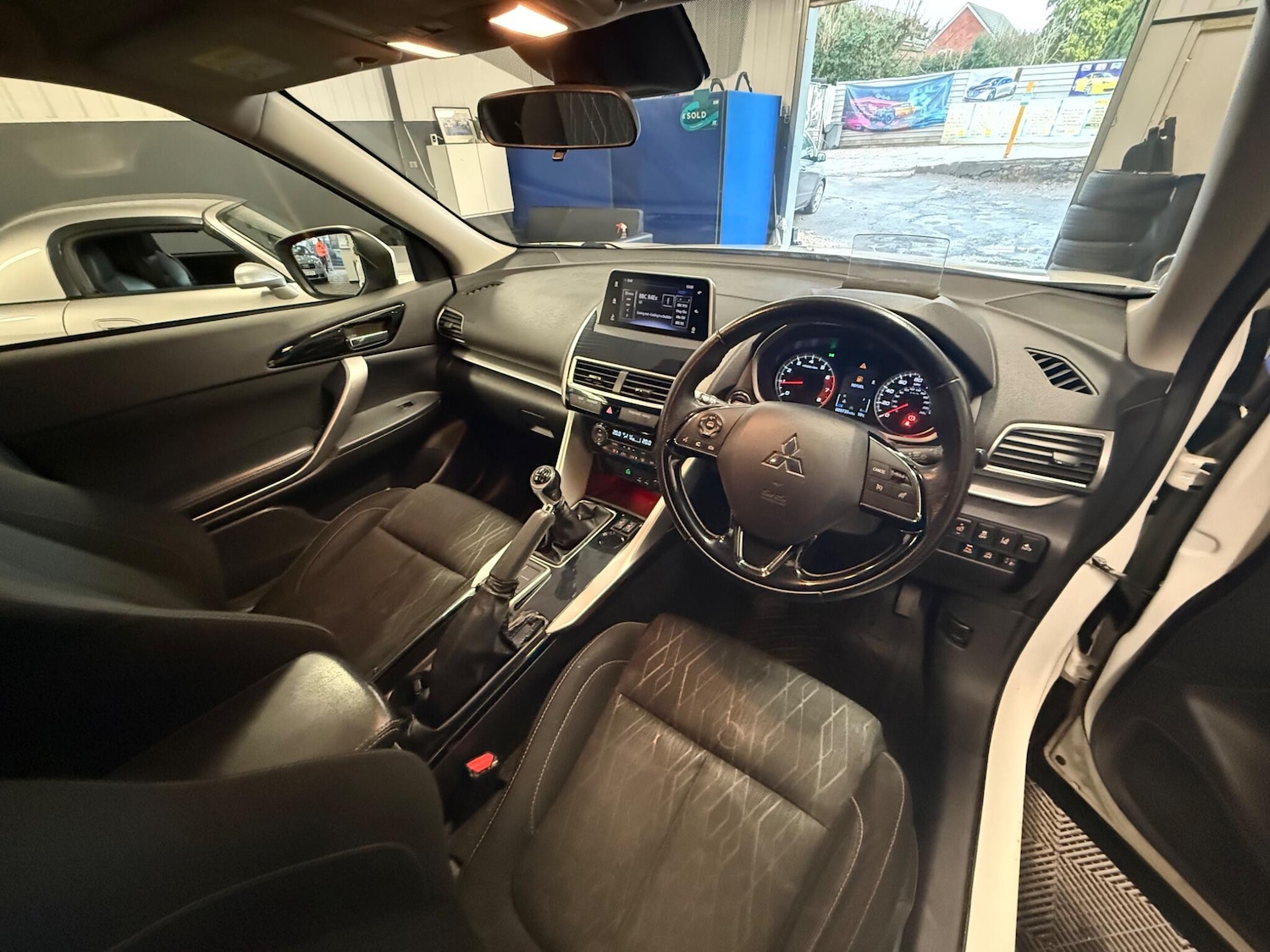 Used Mitsubishi Eclipse Cross 2018 for sale - 76865416: Photo 18