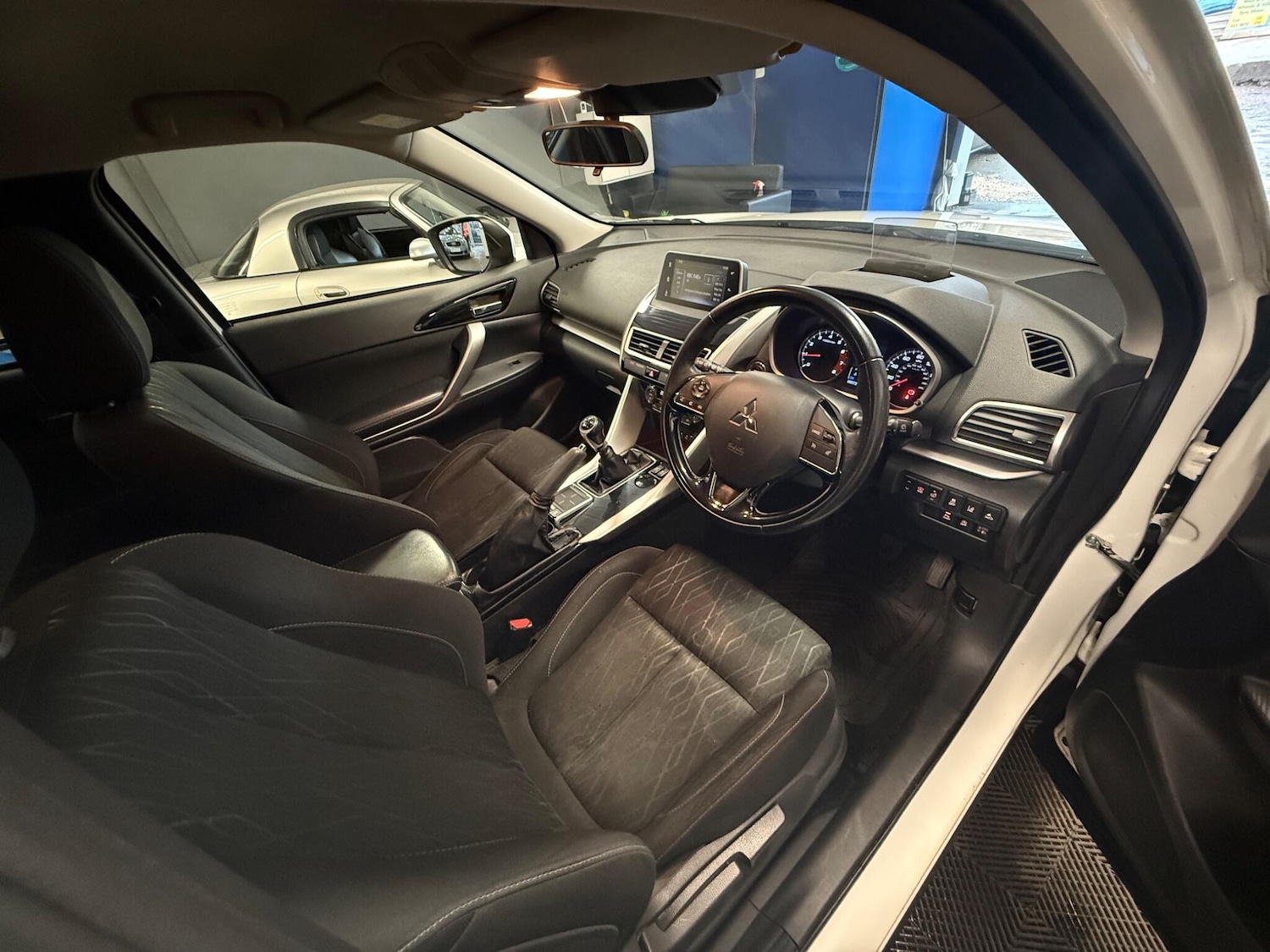 Used Mitsubishi Eclipse Cross 2018 for sale - 76865416: Photo 19