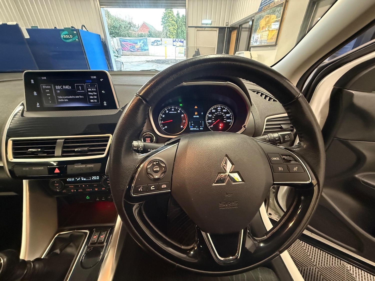 Used Mitsubishi Eclipse Cross 2018 for sale - 76865416: Photo 27