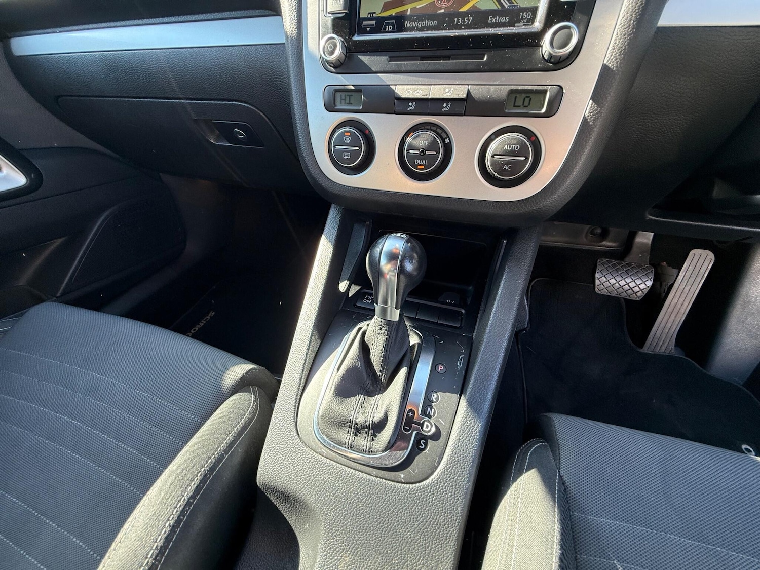 Used Volkswagen Scirocco 2009 for sale - 77956931: Photo 11