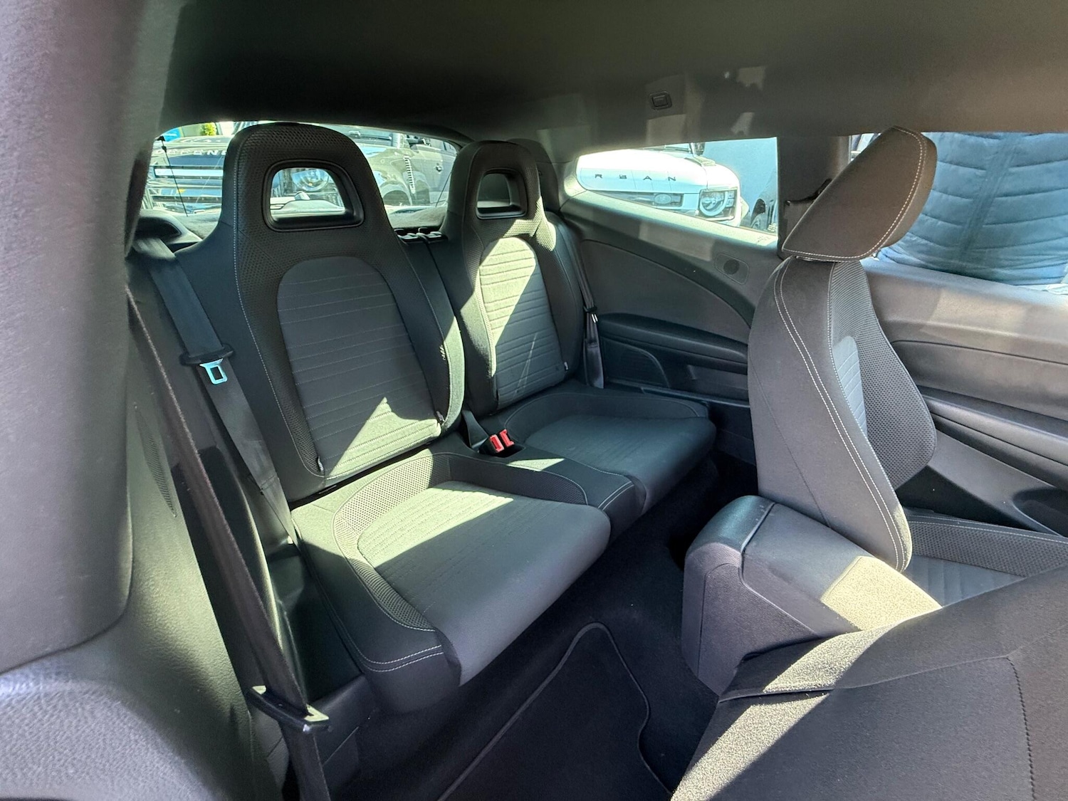 Used Volkswagen Scirocco 2009 for sale - 77956931: Photo 13