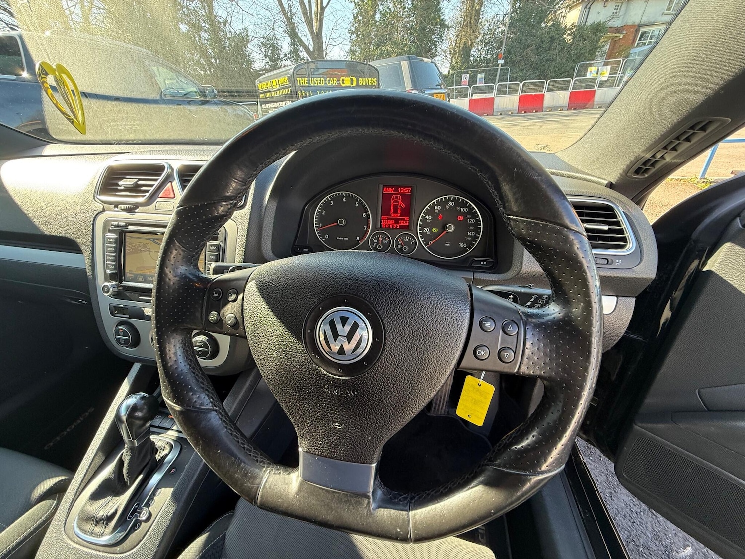 Used Volkswagen Scirocco 2009 for sale - 77956931: Photo 8