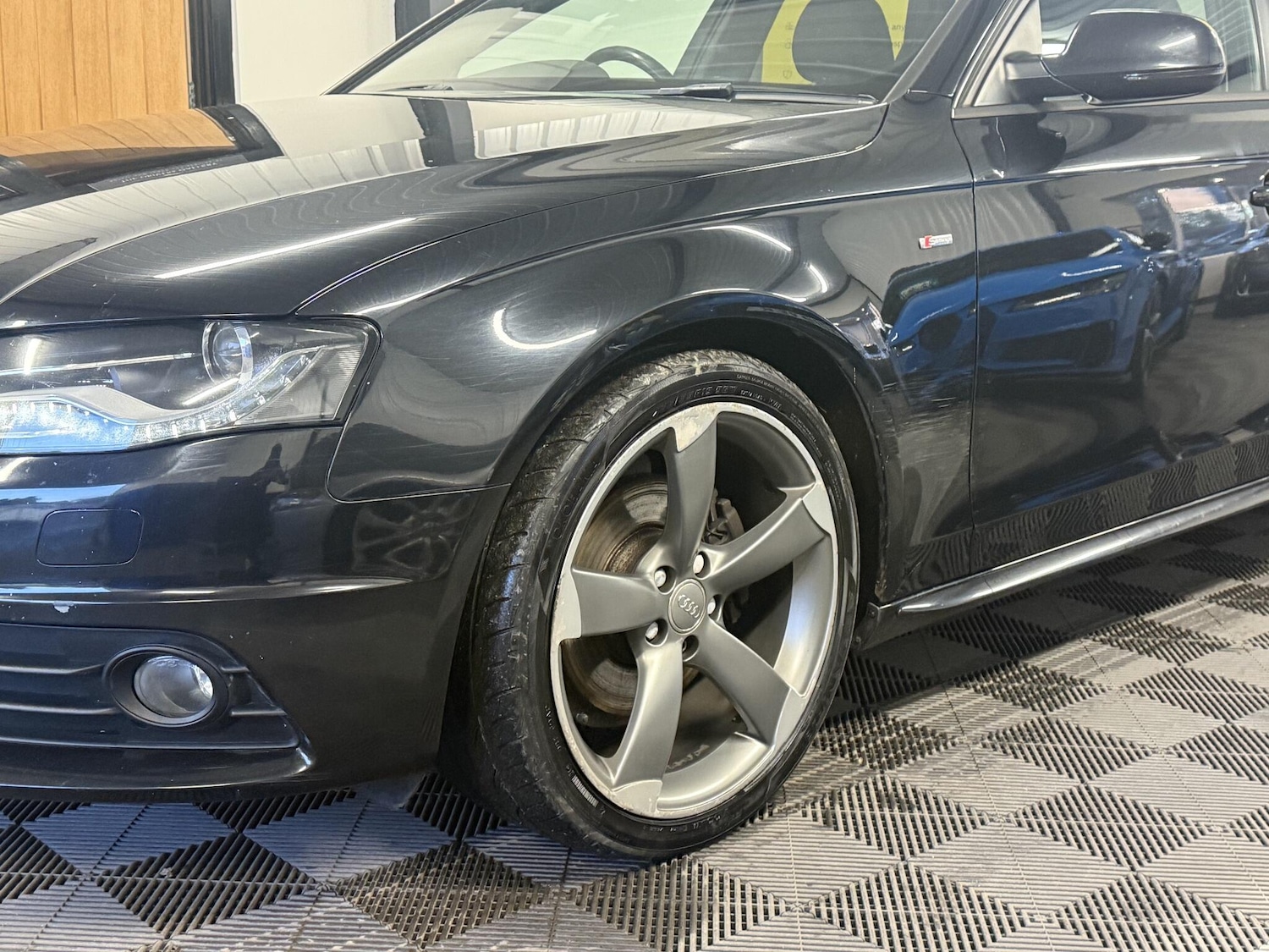 Used Audi A4 Avant 2011 for sale - 76898605: Photo 20