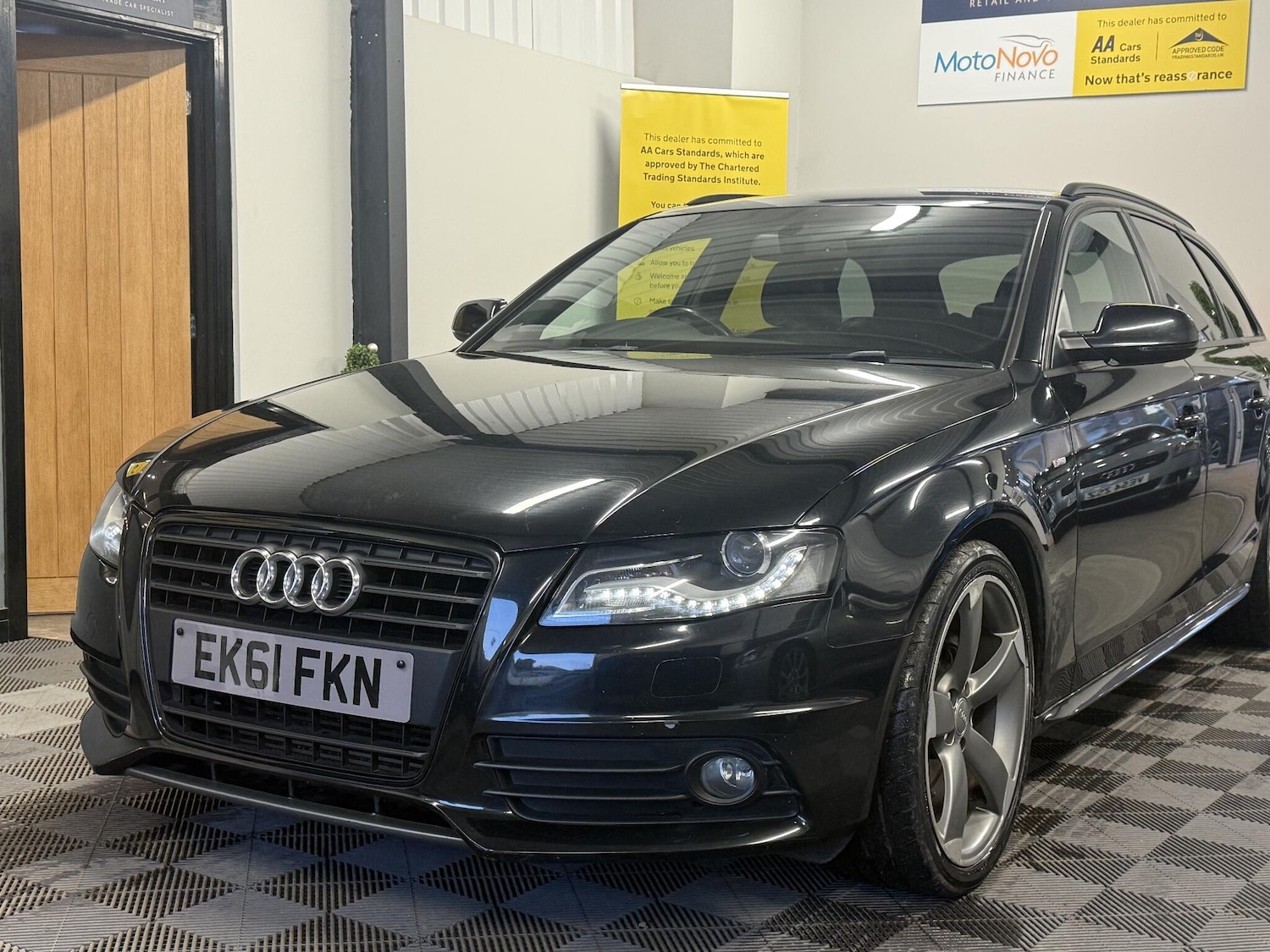 Used Audi A4 Avant 2011 for sale - 76898605: Photo 25