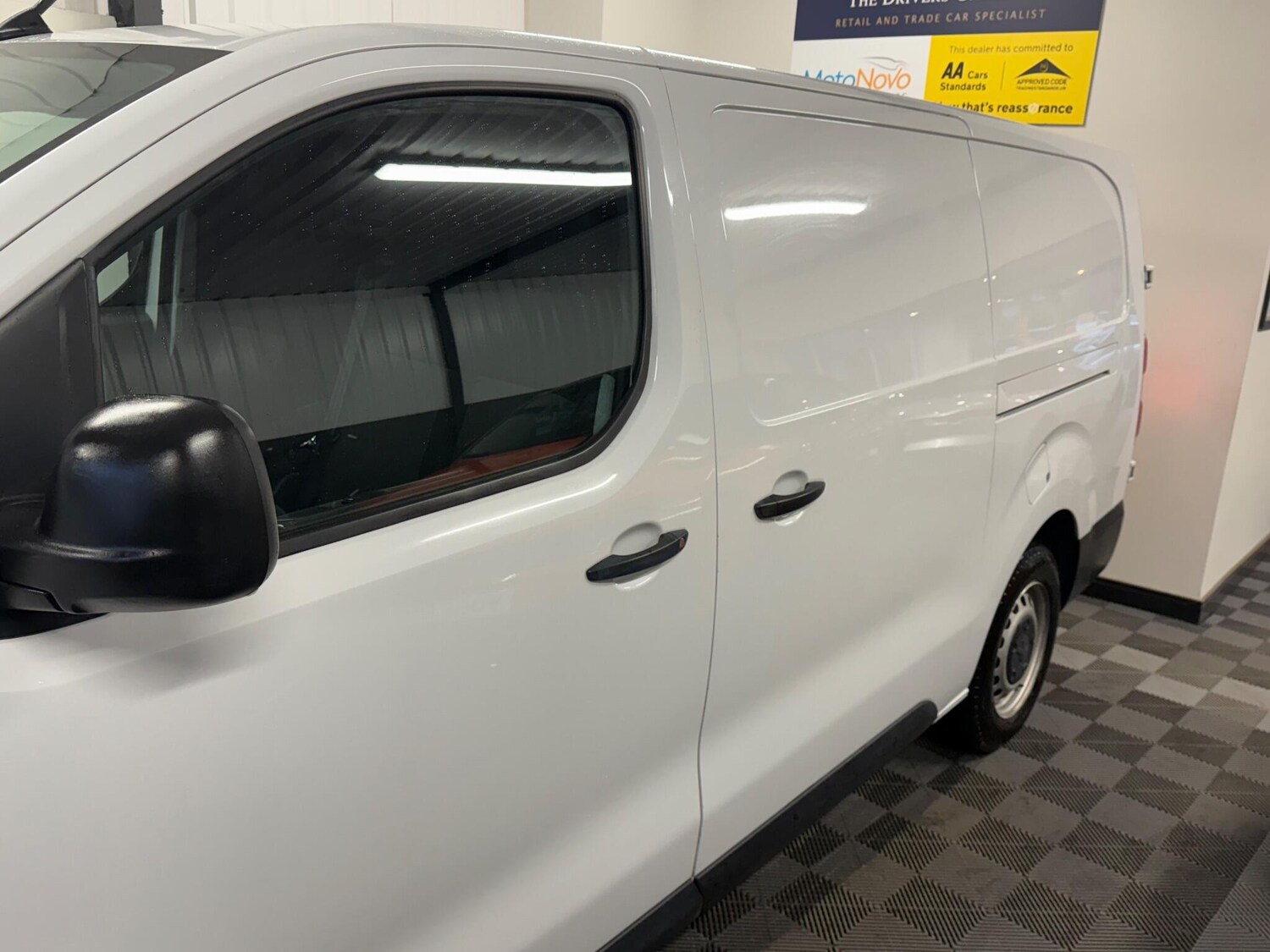 Used Peugeot Expert 2023 for sale - 76423377: Photo 21