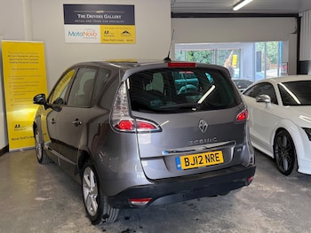 Used Renault Scenic 2012 for sale - 75459624: Photo