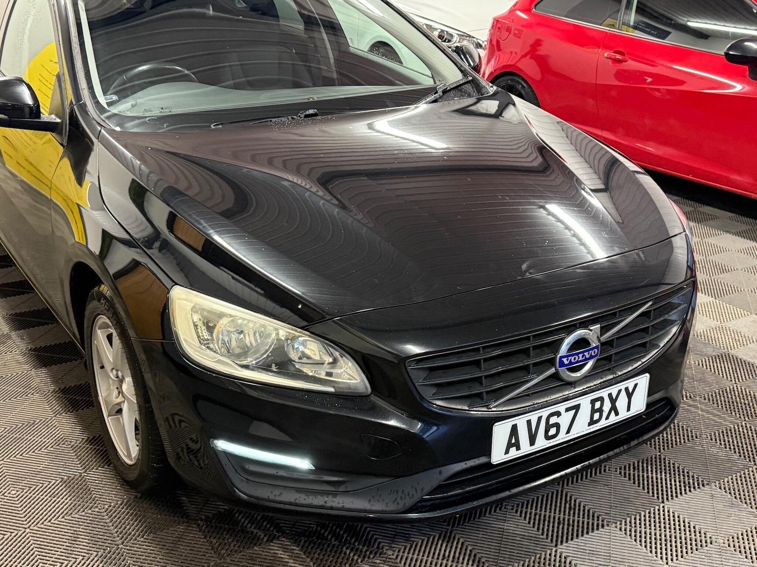 Used Volvo V60 2017 for sale - 77216219: Photo 16