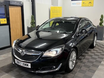 Used Vauxhall Insignia 2017 for sale - 77215048: Photo