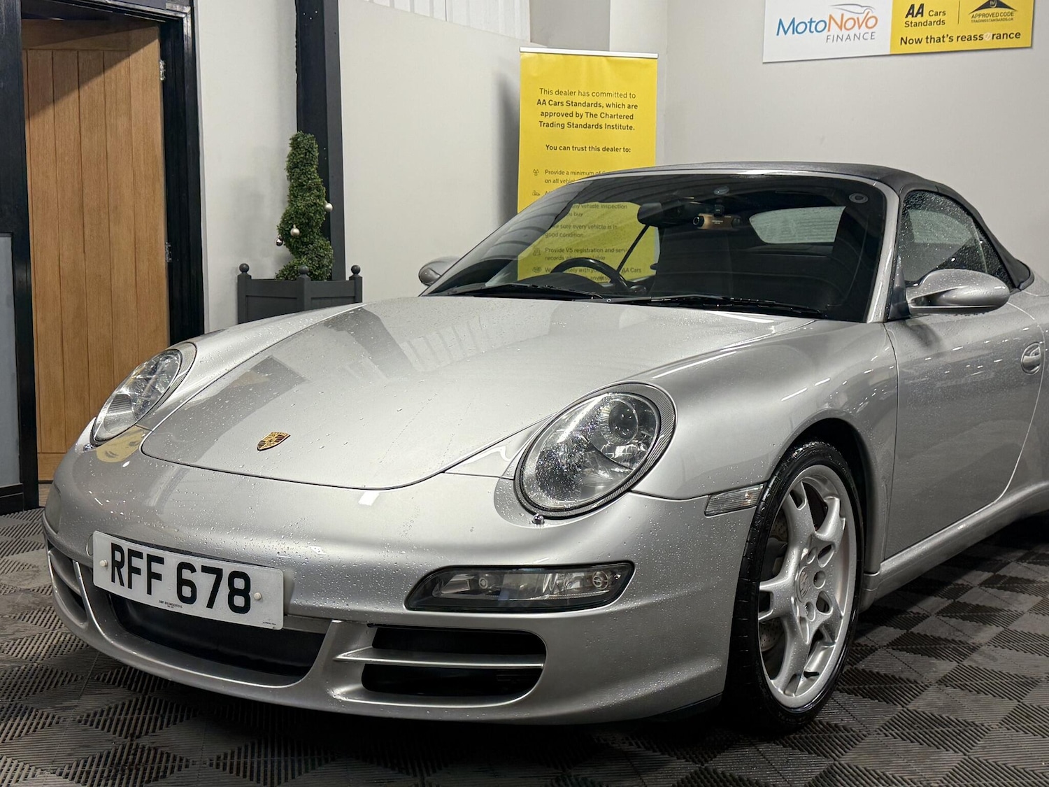 Used Porsche 911 2005 for sale - 77387525: Photo 16
