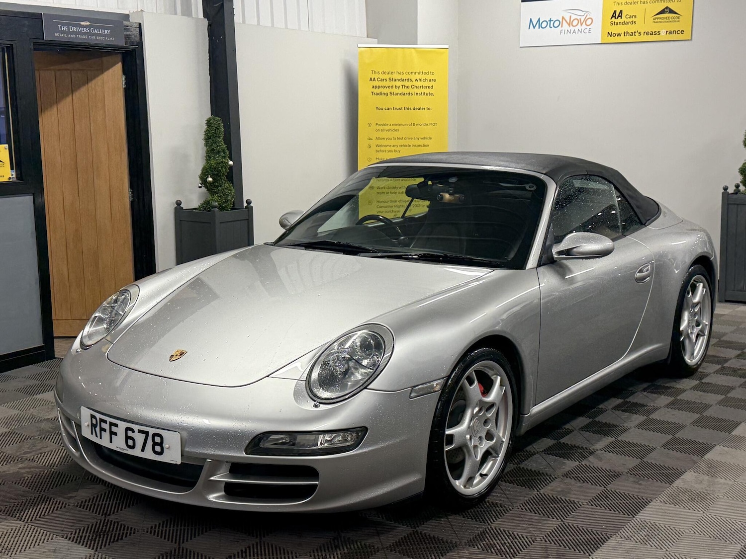 Used Porsche 911 2005 for sale - 77387525: Photo 17