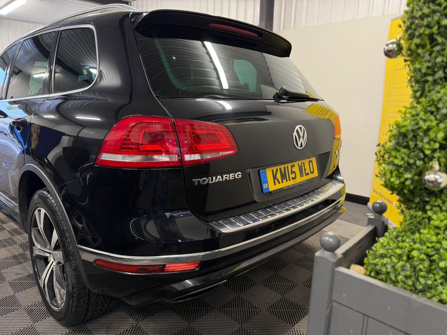 Used Volkswagen Touareg 2015 for sale - 77202703: Photo 11