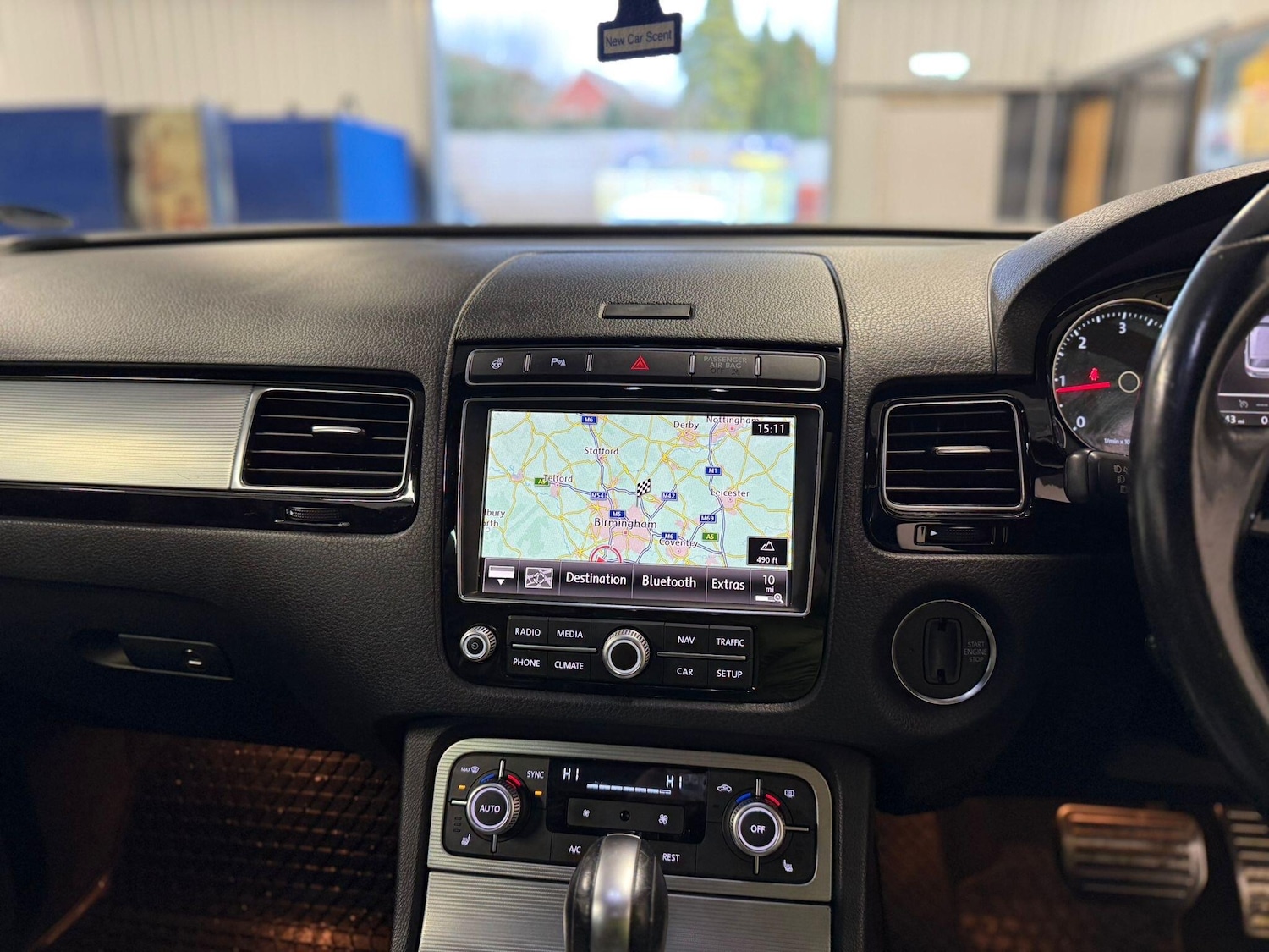 Used Volkswagen Touareg 2015 for sale - 77202703: Photo 5