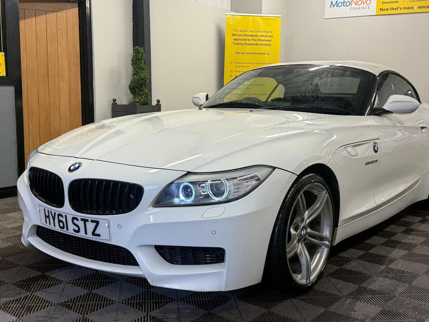 Used BMW Z4 2011 for sale - 77549480: Photo 27