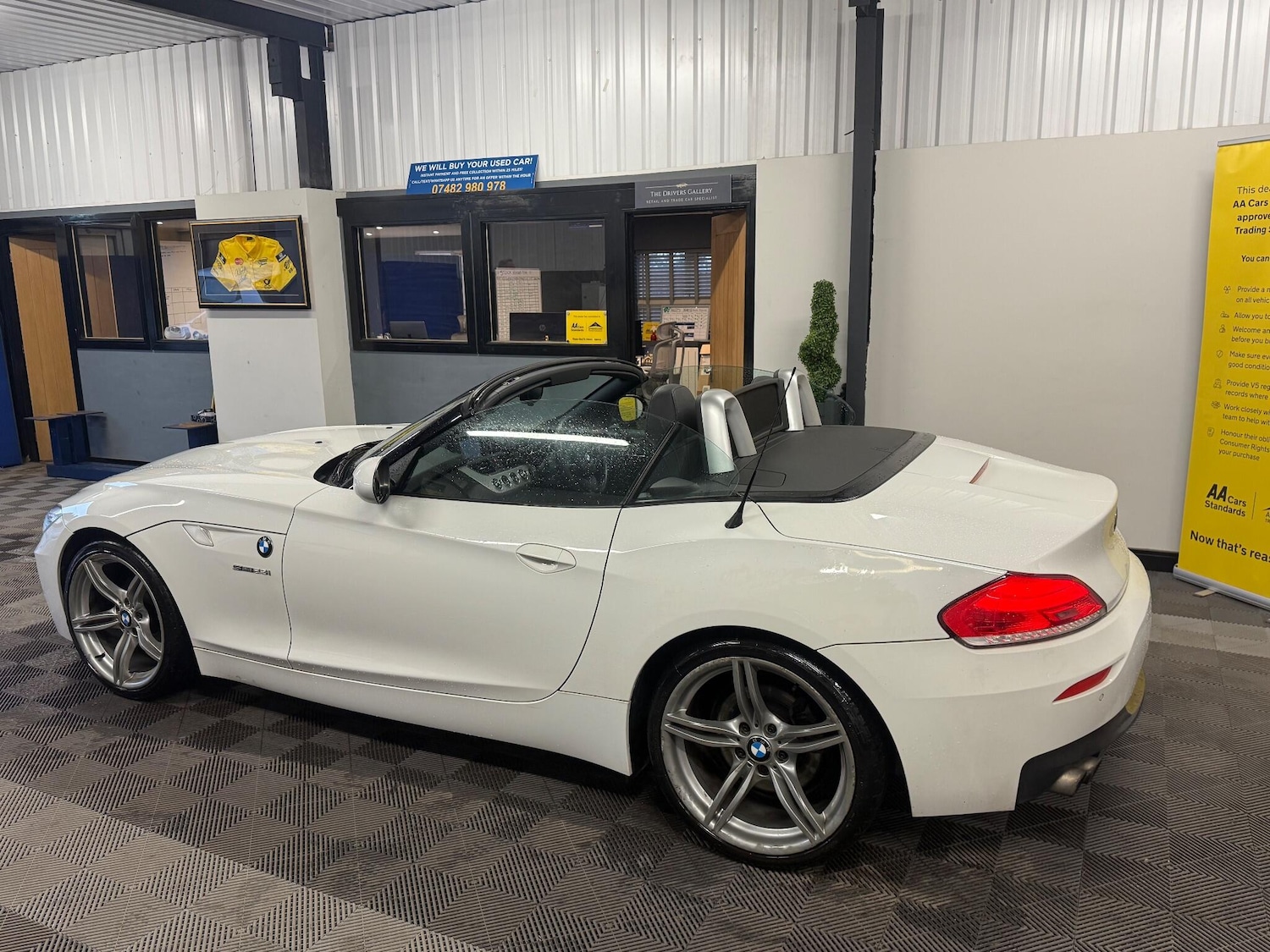 Used BMW Z4 2011 for sale - 77549480: Photo 5