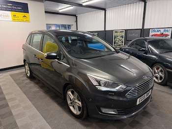 Used Ford Grand C-Max 2015 for sale - 77040074: Photo