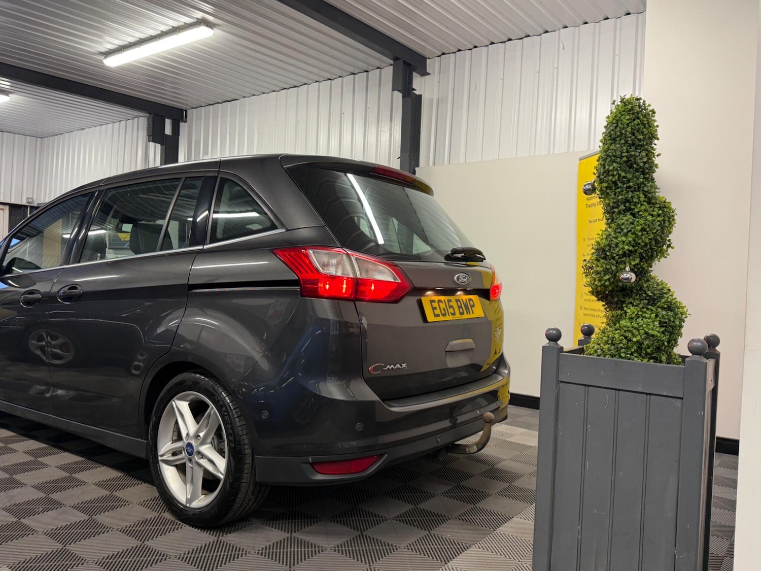 Used Ford Grand C-Max 2015 for sale - 77040074: Photo 8