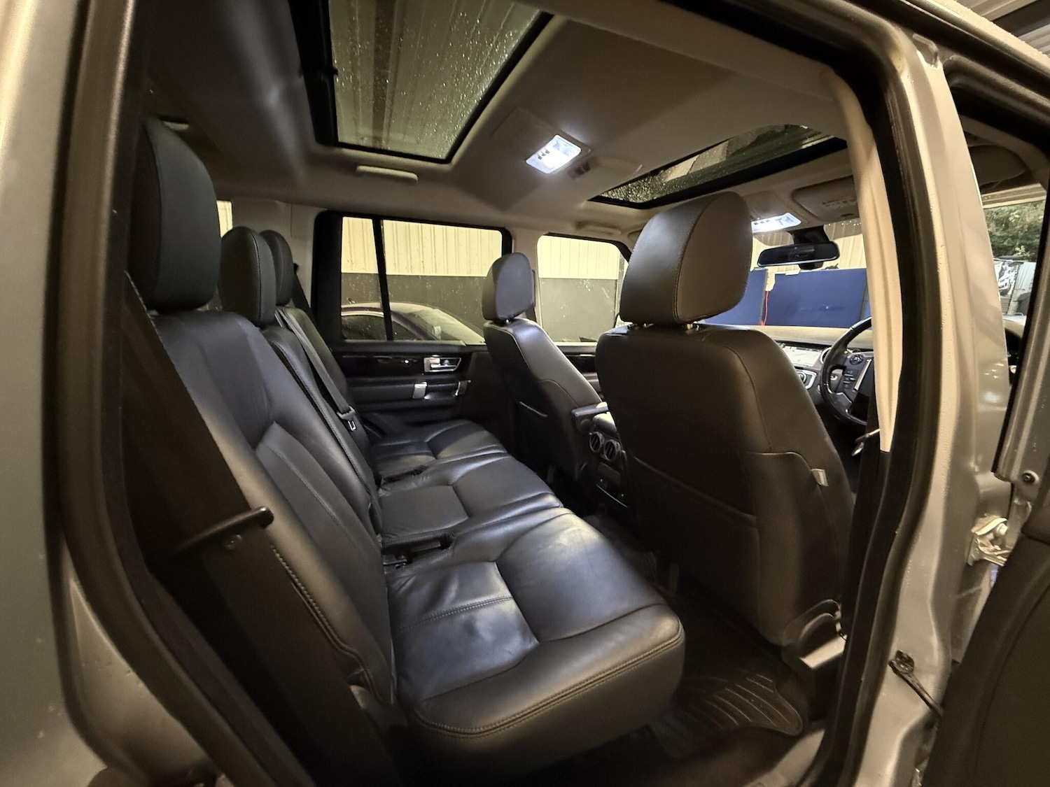 Used Land Rover Discovery 2011 for sale - 76667501: Photo 13