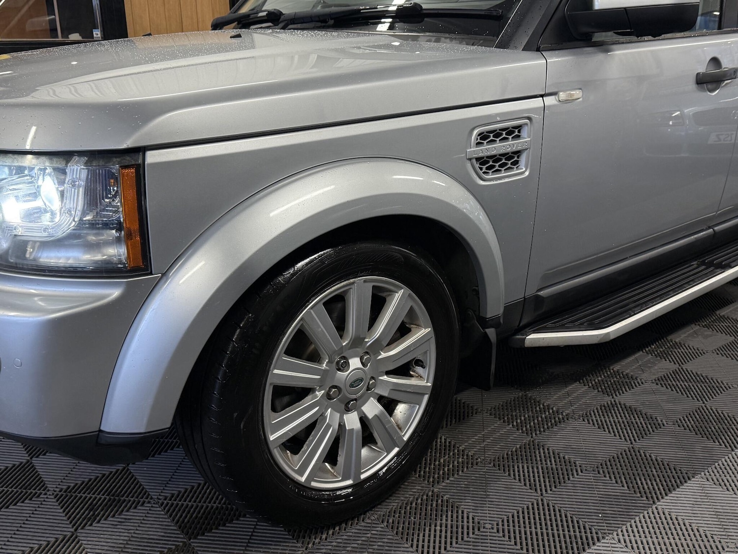 Used Land Rover Discovery 2011 for sale - 76667501: Photo 18