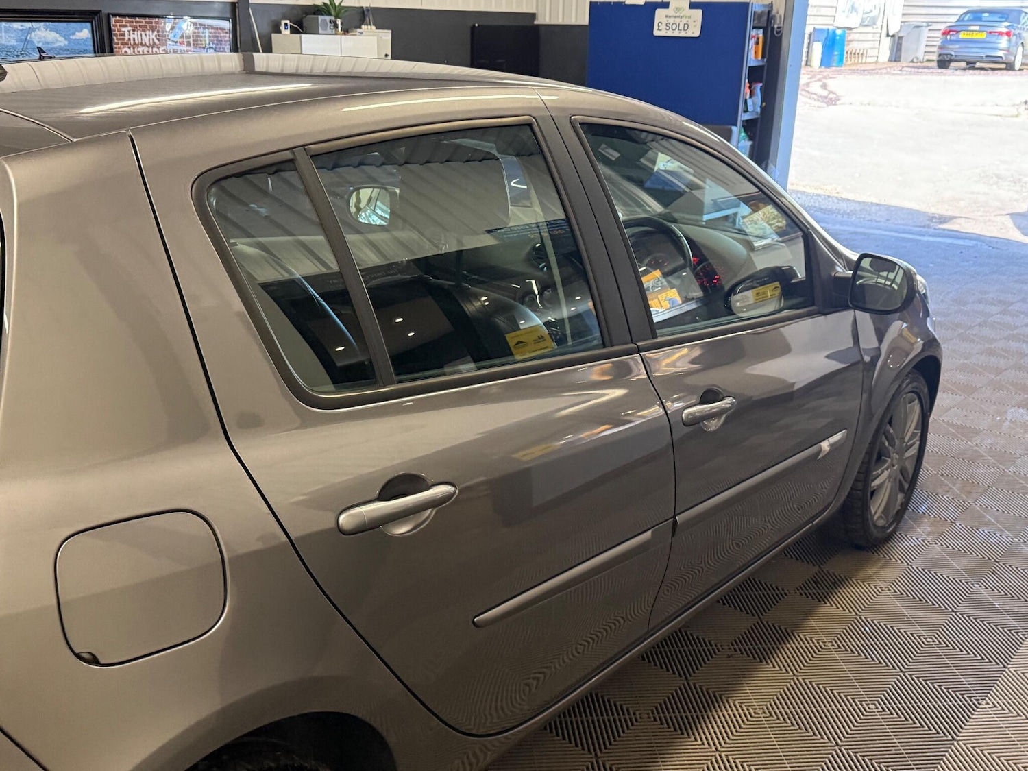 Used Renault Clio 2012 for sale - 78148208: Photo 14