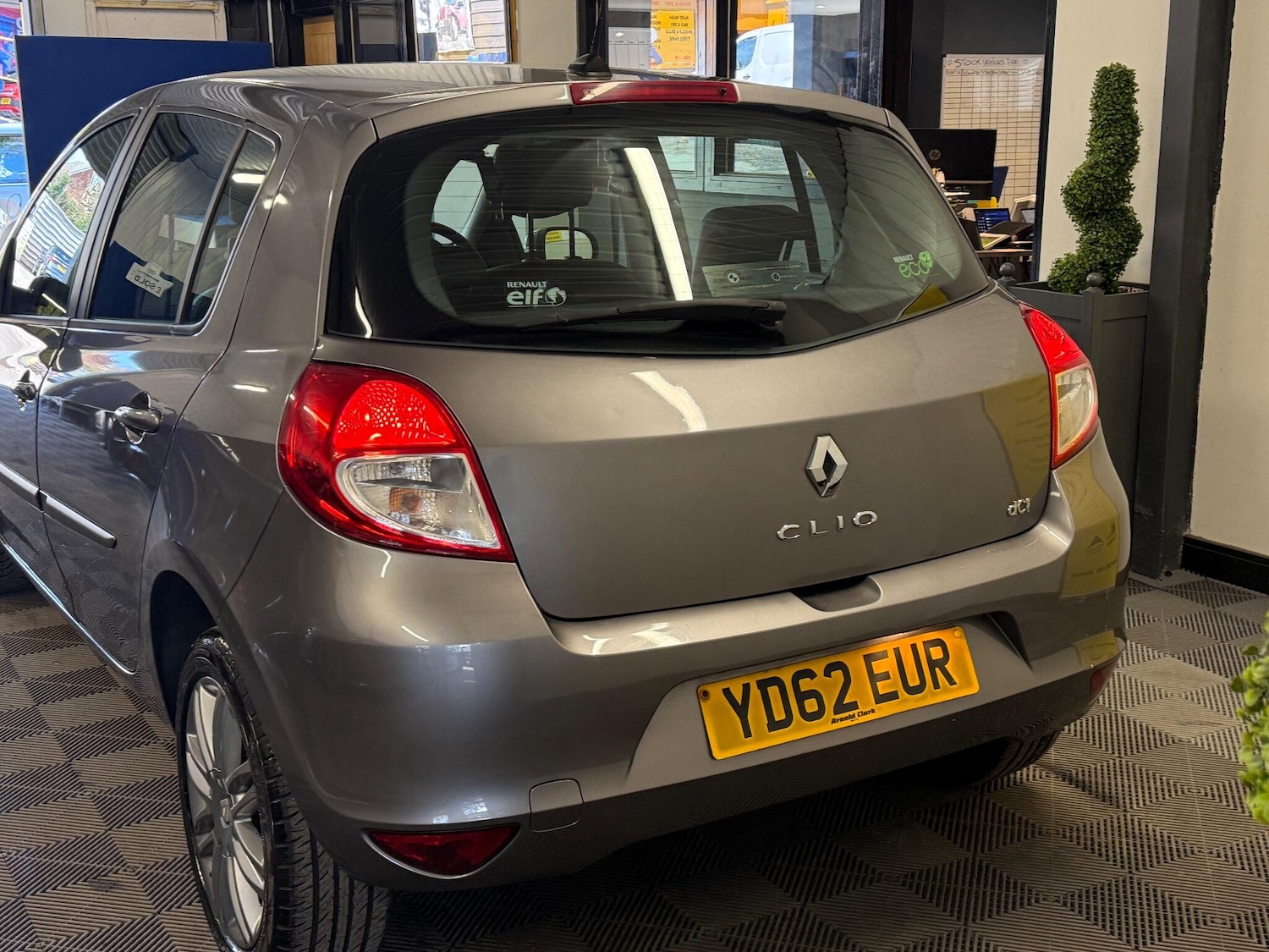 Used Renault Clio 2012 for sale - 78148208: Photo 16