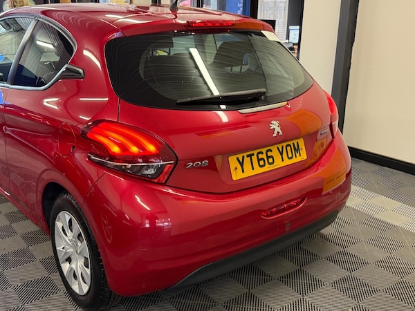 Used Peugeot 208 2016 for sale - 76294473: Photo 15