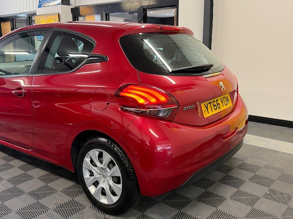 Used Peugeot 208 2016 for sale - 76294473: Photo 16