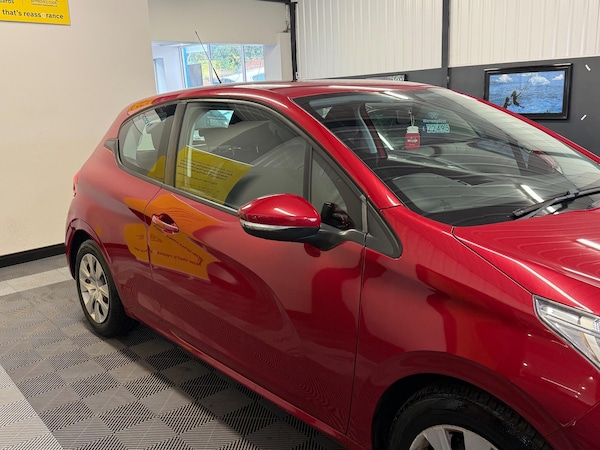 Used Peugeot 208 2016 for sale - 76294473: Photo 18
