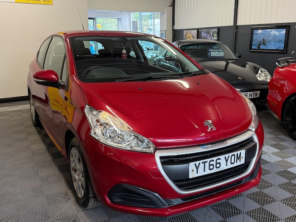 Used Peugeot 208 2016 for sale - 76294473: Photo 19