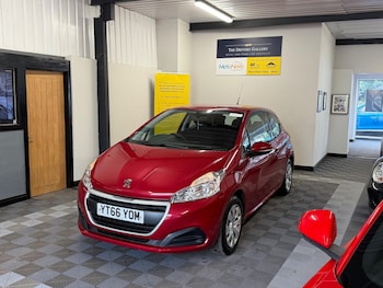 Used Peugeot 208 2016 for sale - 76294473: Photo