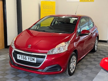 Used Peugeot 208 2016 for sale - 76294473: Photo