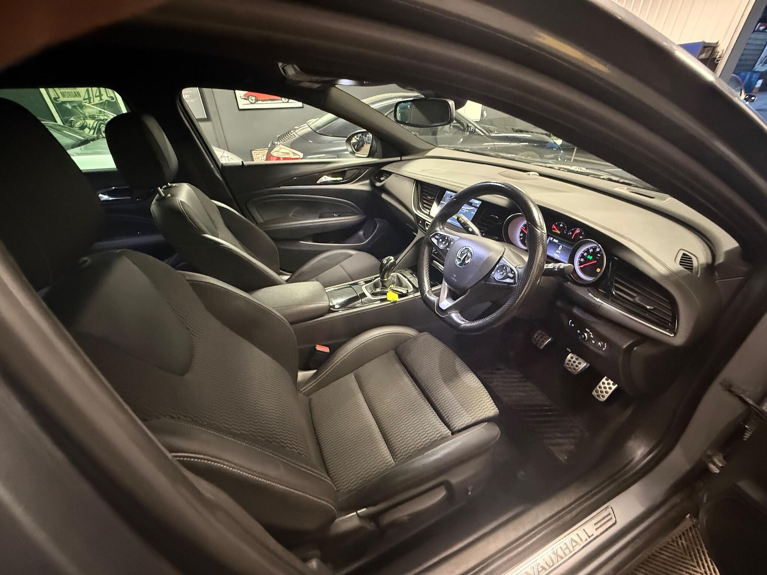 Used Vauxhall Insignia 2018 for sale - 77291475: Photo 4