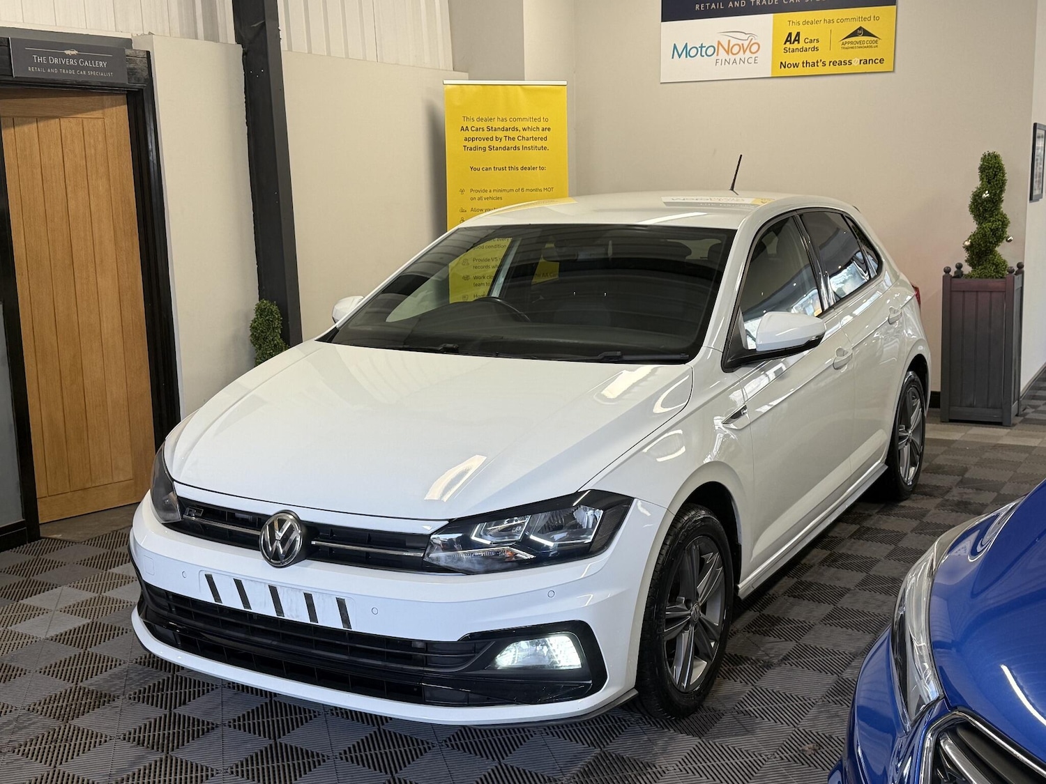 Used Volkswagen Polo 2018 for sale - 76936297: Photo 2