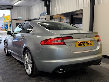Used Jaguar XF 2010 for sale - 76269623: Photo 2