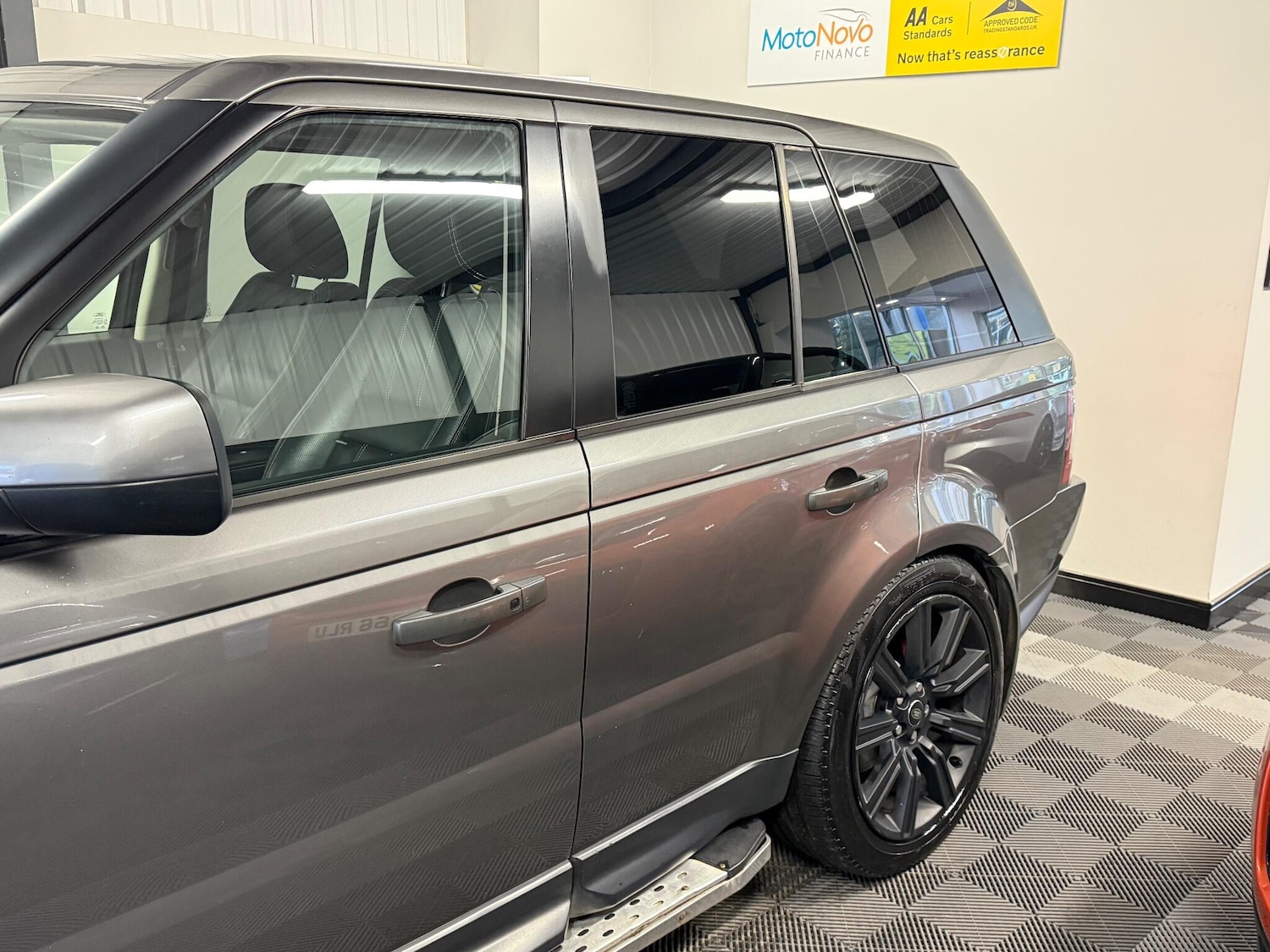 Used Land Rover Range Rover Sport 2009 for sale - 76990032: Photo 21