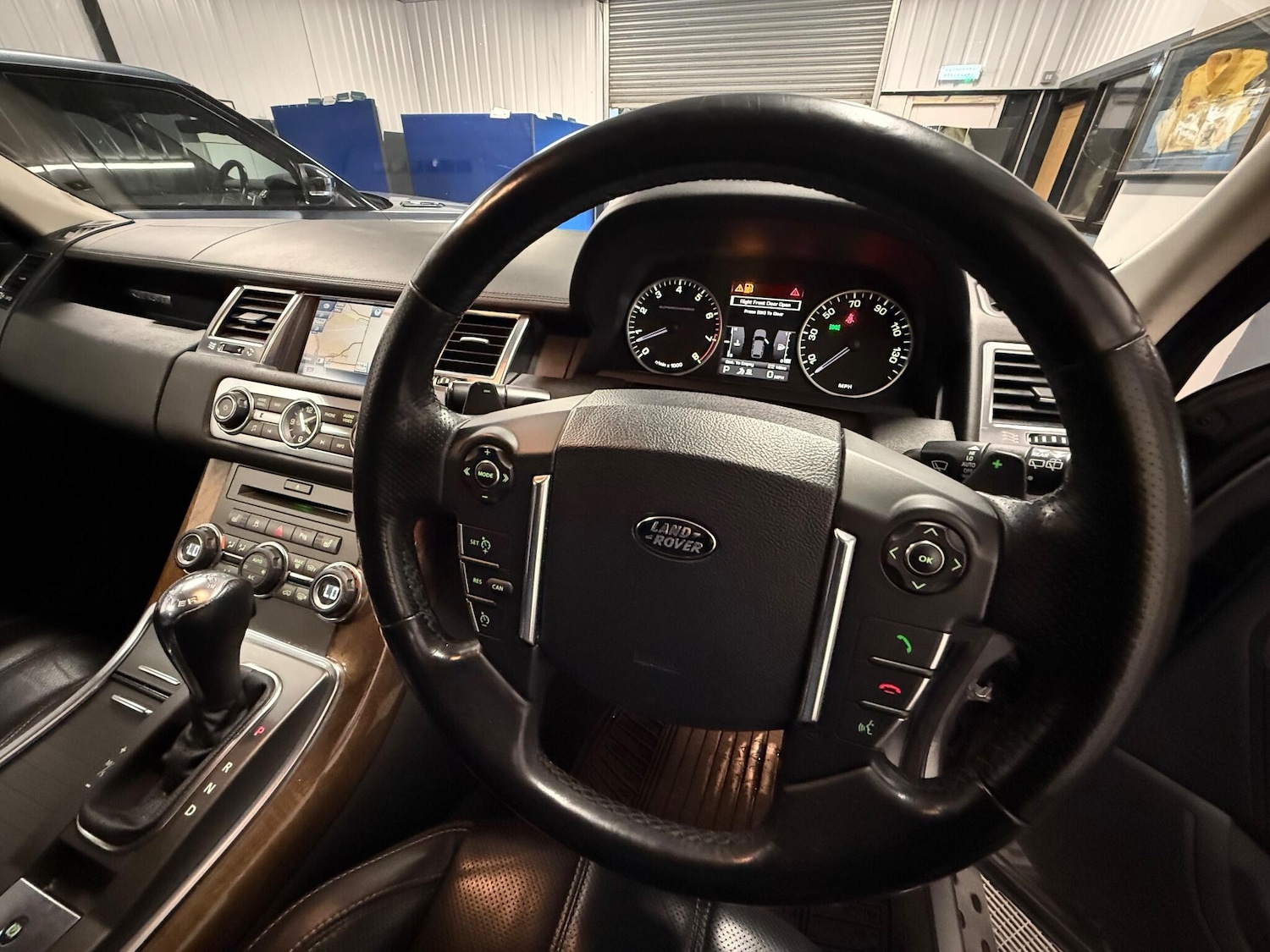 Used Land Rover Range Rover Sport 2009 for sale - 76990032: Photo 8