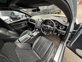 Used Bentley Bentayga 2017 for sale - 77969691: Photo