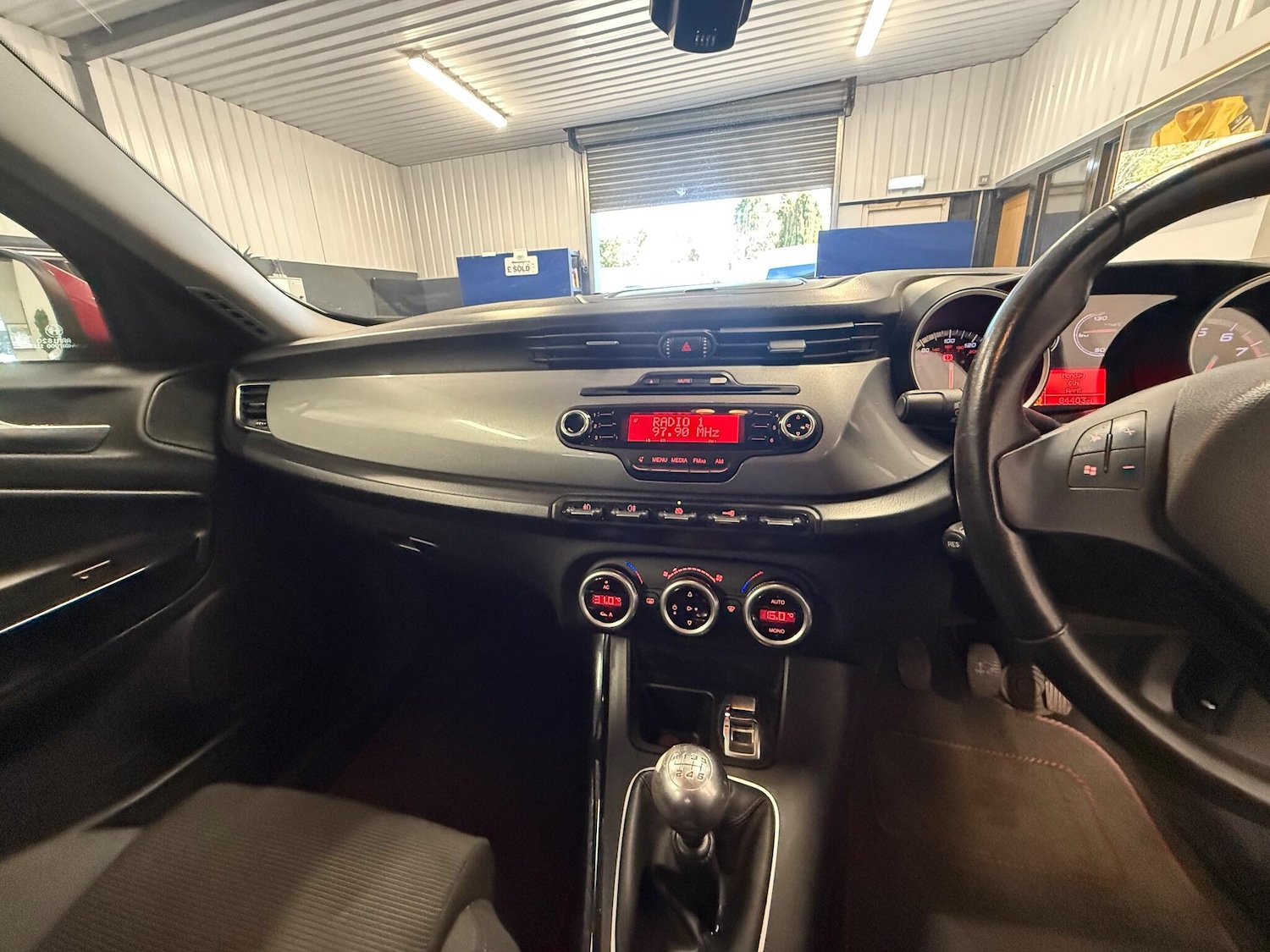 Used Alfa Romeo Giulietta 2012 for sale - 78148202: Photo 13