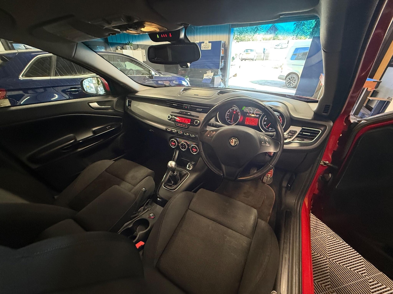 Used Alfa Romeo Giulietta 2012 for sale - 78148202: Photo 6