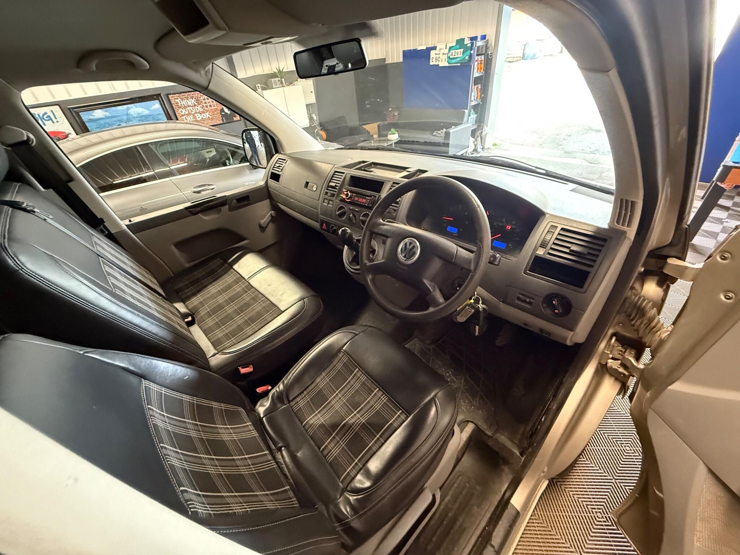 Used Volkswagen Transporter 2007 for sale - 78128204: Photo 23