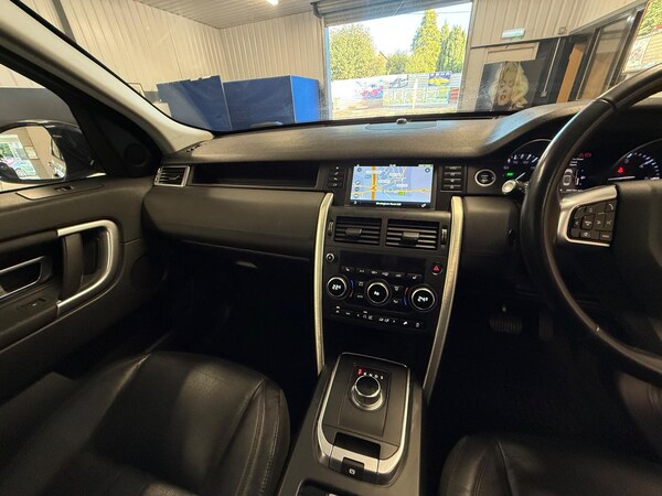 Used Land Rover Discovery Sport 2016 for sale - 76327200: Photo 13