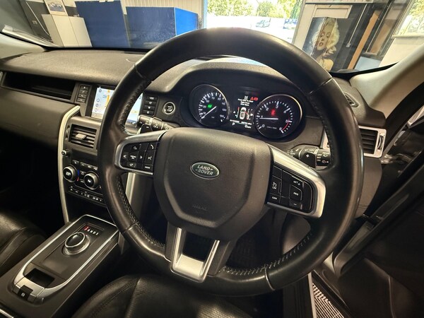 Used Land Rover Discovery Sport 2016 for sale - 76327200: Photo 7