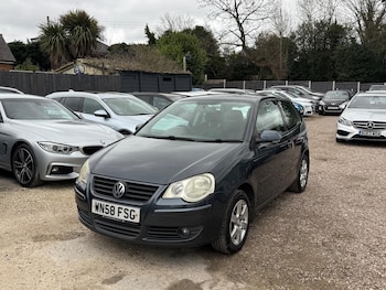 Used Volkswagen Polo 2008 for sale - 77683109: Photo