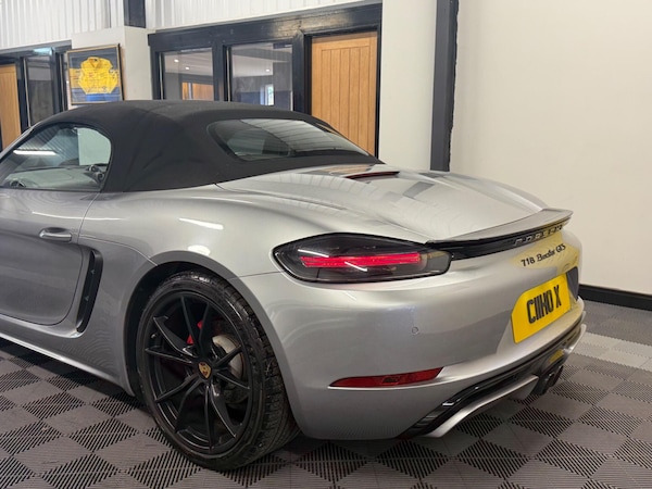 Used Porsche 718 Boxster 2018 for sale - 73417421: Photo 10